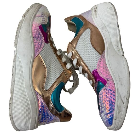 Holographic and Metallic Steve Madden Girls Jmemory Sneakers Size 5 - Picture 2 of 7